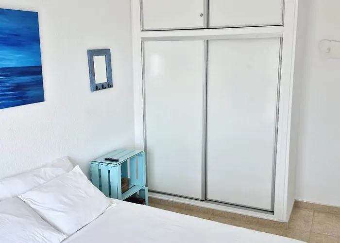 Appartement Edf Albaida I White Blue - Eurosur